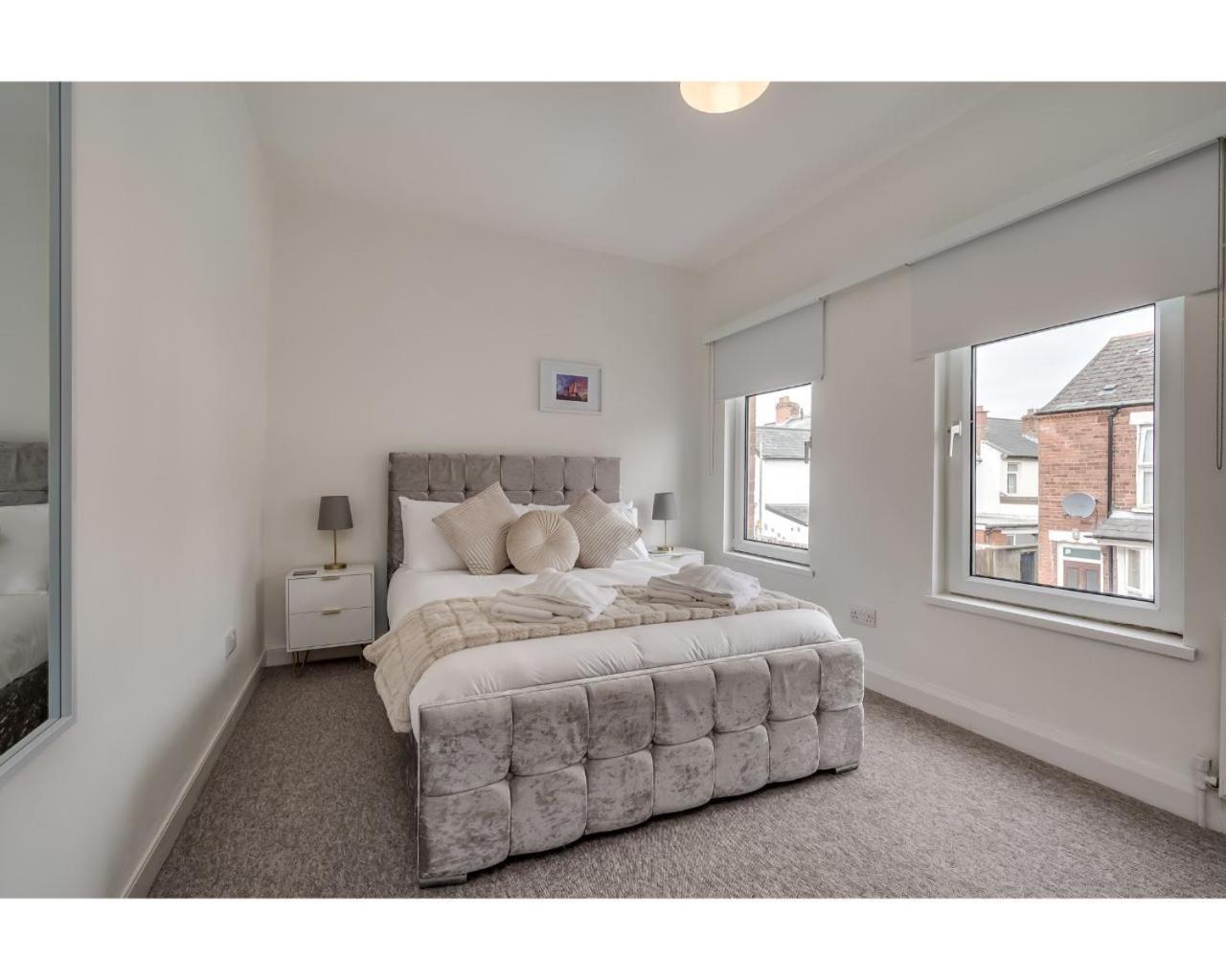 Central Belfast Apartments Chic Luxe R&R Δωμάτιο φωτογραφία